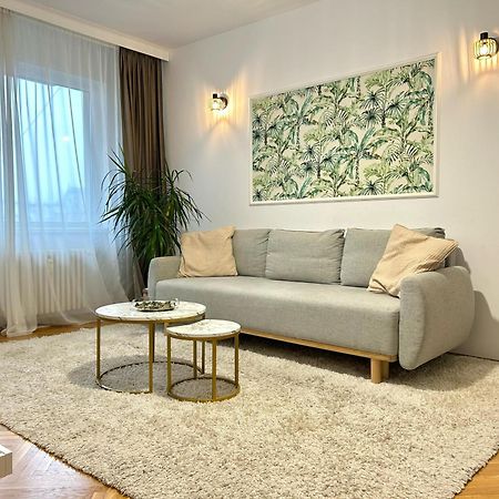 Parliament Central Apartment บูคาเรสต์ ภายนอก รูปภาพ