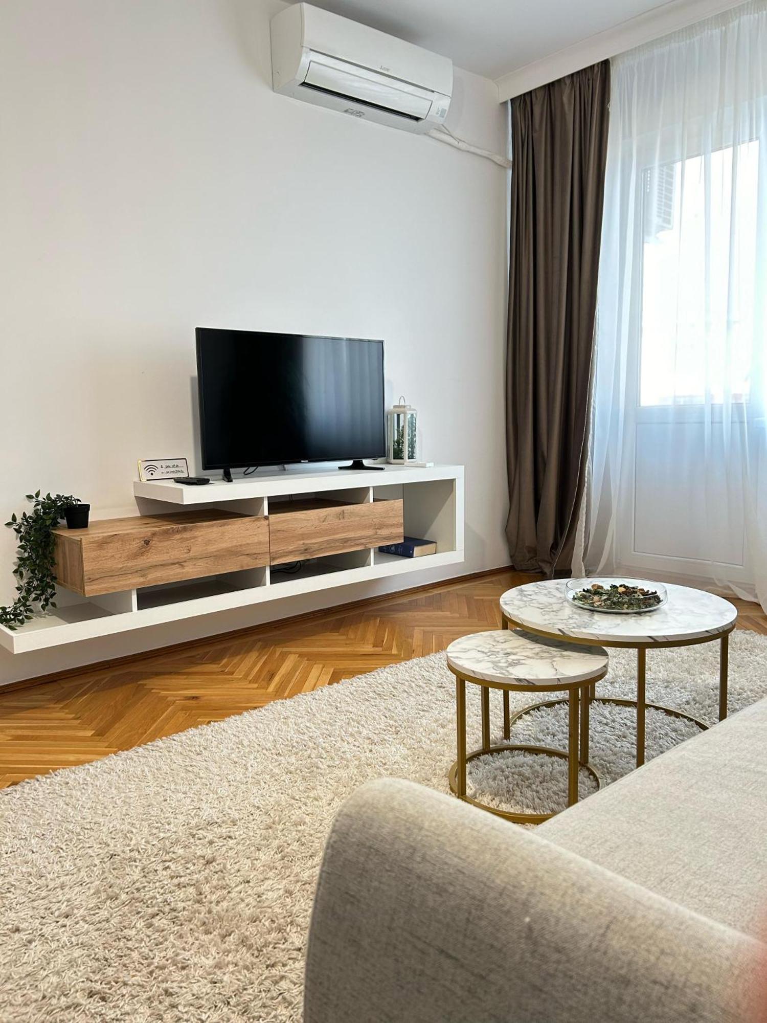 Parliament Central Apartment บูคาเรสต์ ภายนอก รูปภาพ